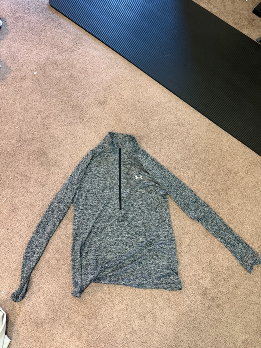 Under Armour Women’s Gray Heather 1/4 Zip Performance Pullover